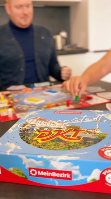 Nicht nur die Felder auch die Spielkarten wurden regional angepasst. | Foto: MeinBezirk