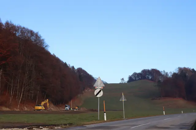 In der Gemeinde Breitenbach am Inn wird gerade eine neue Deponie im Ausmaß von 95.000 Kubikmeter umgesetzt. Geplant ist eine Dauer von zehn Jahren. | Foto: Christiane Nimpf