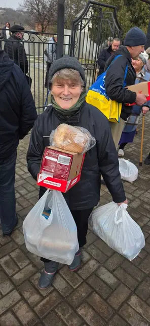 Lebensmittelspenden für die Ukraine bereiten Freude.  | Foto: Pichler