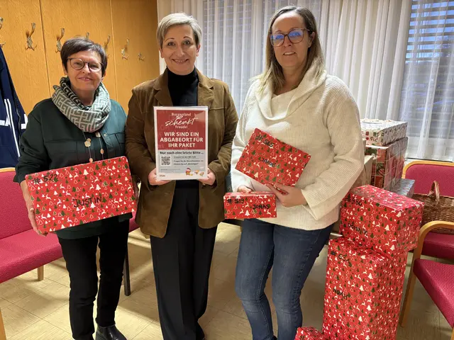 Gemeindevorständin und SPÖ Sieggraben Frauenvorsitzende Inge Pehm, Bürgermeisterin der Stadtgemeinde Mattersburg Claudia Schlager und Bianca Pfneiszl von den SPÖ Frauen Sieggraben. | Foto: SPÖ Sieggraben