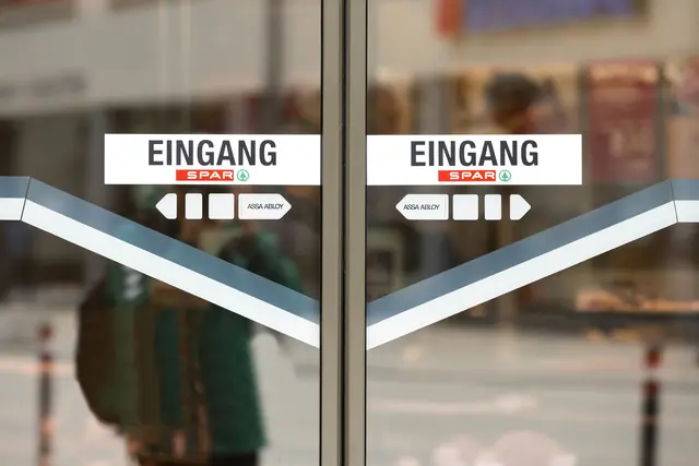 Spar-Filialen bleiben offen. | Foto: APA-Images / Weingartner-Foto