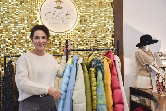 Christina Janicek betreibt in Bad Vöslau einen nachhaltigen Second Hand Laden. | Foto: Mirjam Preineder