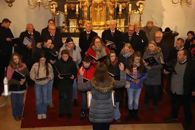 Die Antiesenhofener Chöre freuen sich auf viele Zuhörer. | Foto: Chöre