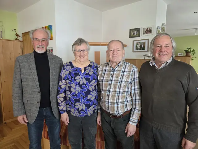 Obmann-Stv. Erich Döcker, Theresia Kaltenböck, Johann Kaltenböck und Obmann-Stv. Franz Grossberger. | Foto: NÖ Senioren Seitenstetten