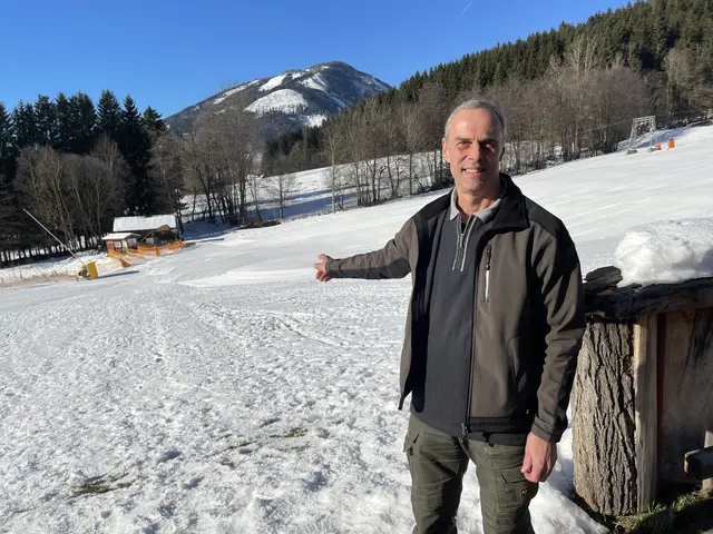 Hannes Payer bei seinem Eichfeldlift. | Foto: MeinBezirk/Markus Hackl