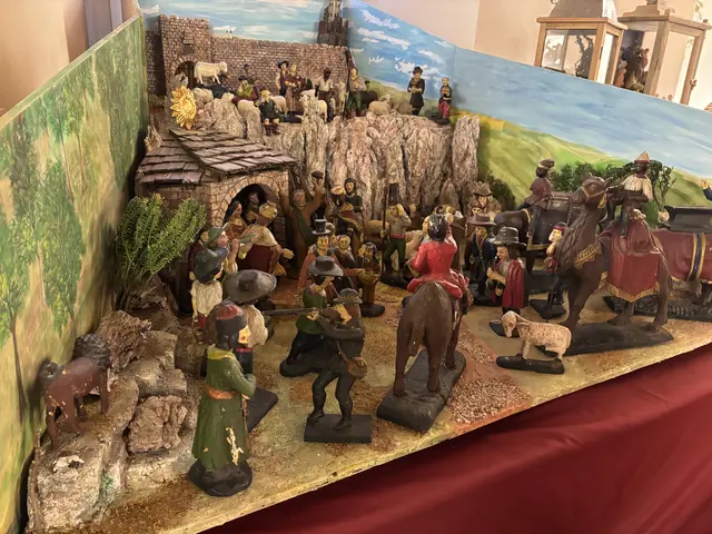 Diese Krippenfiguren sind an die dreihundert Jahre alt. | Foto: Margot Jeitler/MeinBezirk