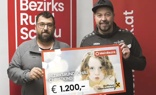 Von links: Obmann-Stellvertreter Peter Haunschmid, Kassier Mario Bröslmeyr. | Foto: MeinBezirk/Roland Wolf