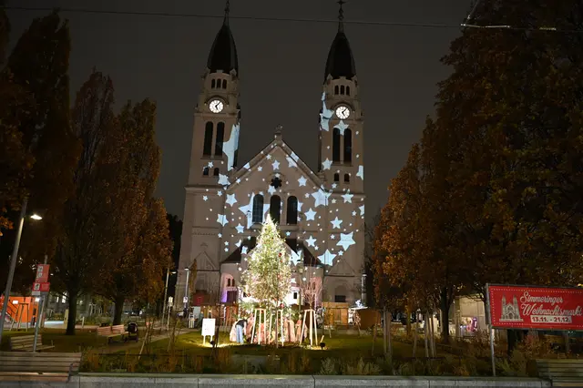 Der Simmeringer Weihnachtsmarkt am Enkplatz sorgt für Diskussionen zwischen SPÖ und FPÖ.  | Foto: Manfred Sebek