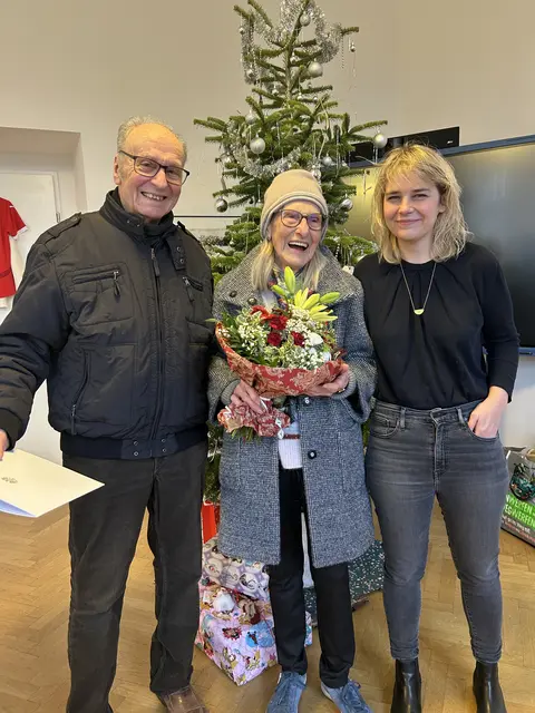 Gerty und Hans Kopf mit Bezirksvorsteherin Stefanie Lamp (SPÖ). | Foto: BV16