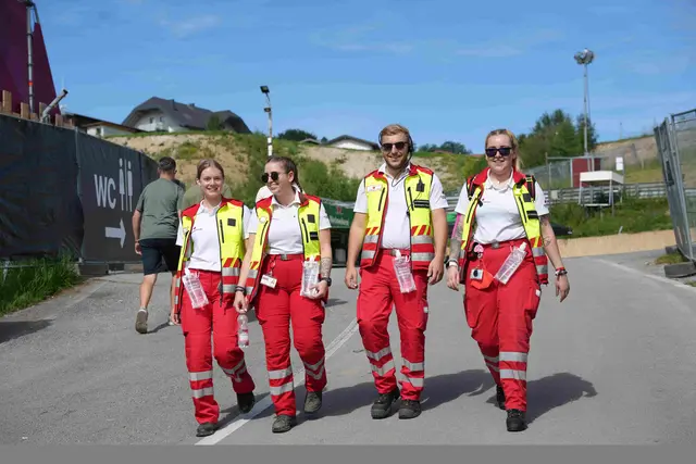 Freiwillige Rotkreuz-Teams am Electric-Love-Festival im Einsatz. | Foto: Rotes Kreuz Salzburg
