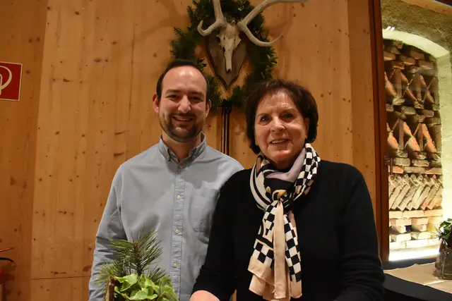 Maximilian Peter und Roswitha Schafranek genossen auch den Abend. | Foto: Sarah Gönitzer