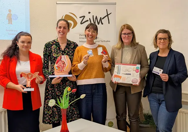 Integrationsbeauftragte Elma Pandžić, Oberärtzin Lisa Steiner-Wiesmayr, ZIMT-Projektkoordinatorin Nina Hofmann, Gabriele Knauseder, Vorsitzende der Gesunden Gemeinde und Martina Schäfer, Stadträtin für Soziales (v. l. n. r.) luden zu einem Infoabend zum Thema Frauengesundheit | Foto: ZIMT Braunau