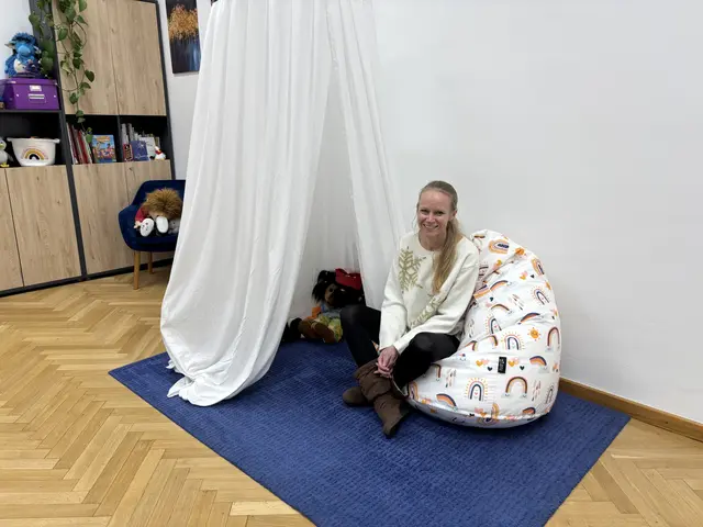 Johanna Zimmerl leitet das Kinderschutzzentrum "Die Möwe" und begleitet von Gewalt betroffene Kinder und Jugendliche bei der Traumabewältigung. | Foto: Mathias Kautzky/MeinBezirk