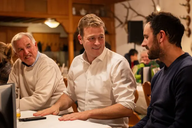 Landesrat Stefan Kaineder (Mitte) war zu Gast in St. Lorenz. | Foto: Die Grünen Oberösterreich