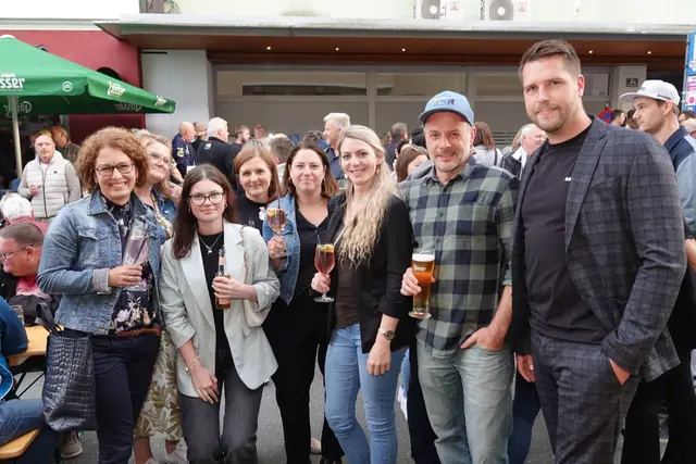 Diesmal waren auch die Damen und Herren der RE/MAX Life aus Knittelfeld auf der Music Night vertreten. | Foto: Michael Blinzer