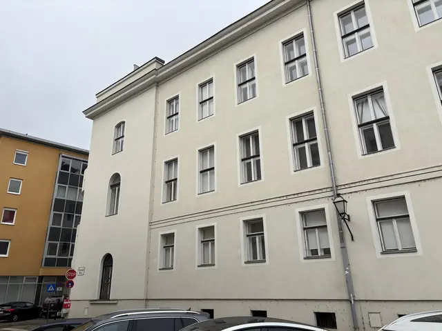 Das bestehende Gebäude aus Perspektive Spitalgasse. Dieser Teil wird saniert und nicht abgerissen. | Foto: sg