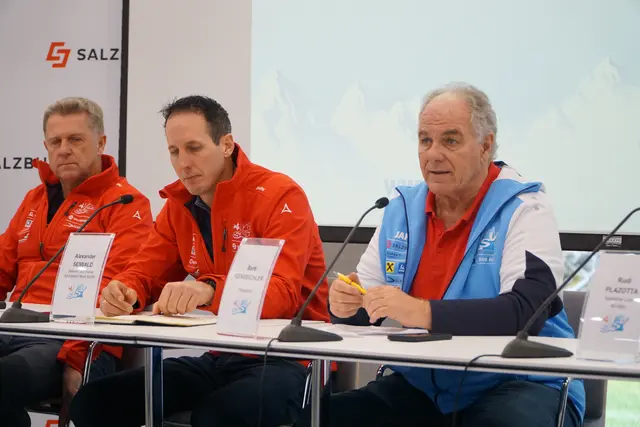 vlnr. Walter Hörl Biathlon, Alex Seiwald Sprunglauf, Bartl Gensbichler Präsident | Foto: SLSV