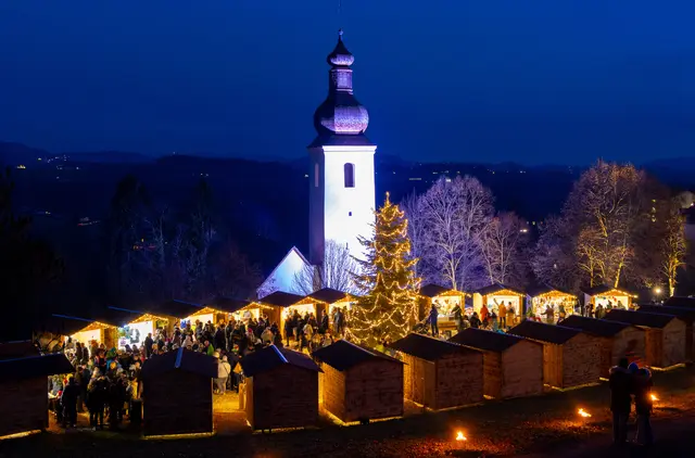 Der idyllische Barthlmäer Advent bei der Kirche ist sehenswert. | Foto: Region Graz - Harry Schiffer