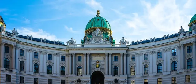 In einem Schließfach wurden zahlreiche Schätze der Kaiserfamilie Habsburg entdeckt, die zuvor über 100 Jahre vermisst wurden. Jetzt soll eine Kommmission die Besitzansprüche klären. (Symbolfoto) | Foto: Pixabay