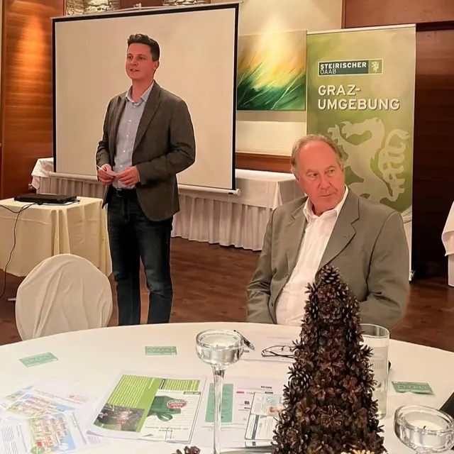 ÖAAB-LGF KR Lukas Tödling bei seinen Grußworten. | Foto: ÖAAB-GU