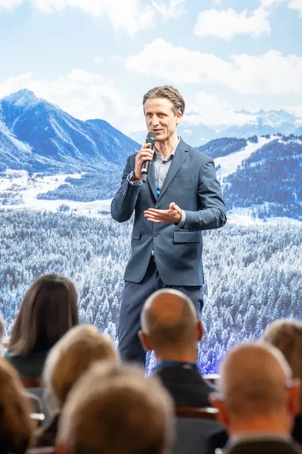 Elias Walser, Geschäftsführer des Tourismusverbandes Seefeld und Gastgeber des 17. Europäischen Mediengipfels | Foto: Europäischer Mediengipfel/Florian Lechner