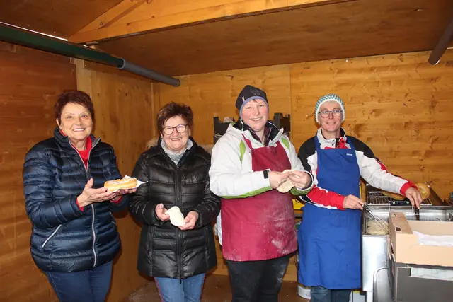 Natürlich gab es auch Bauernkrapfen. | Foto: MeinBezirk Perg/Köck