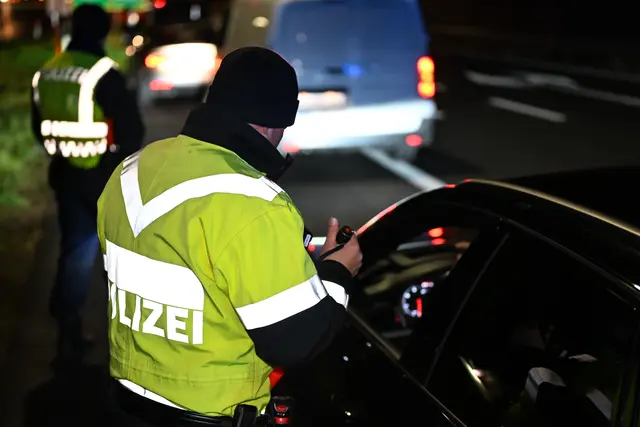 Bei einer großangelegten Schwerpunktaktion wurden rund 4.800 Fahrzeuge kontrolliert. | Foto: Team fotokerschi