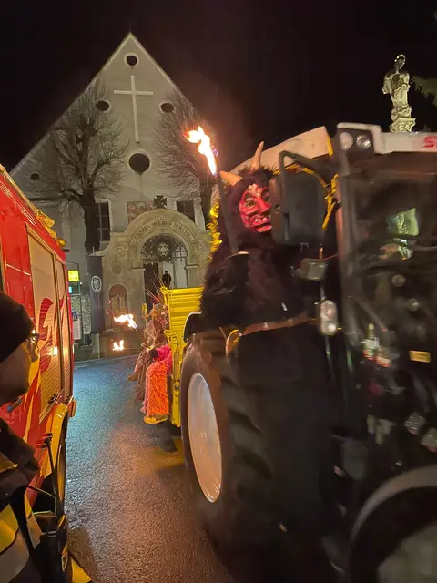 Der Traktor... | Foto: Günther Koch