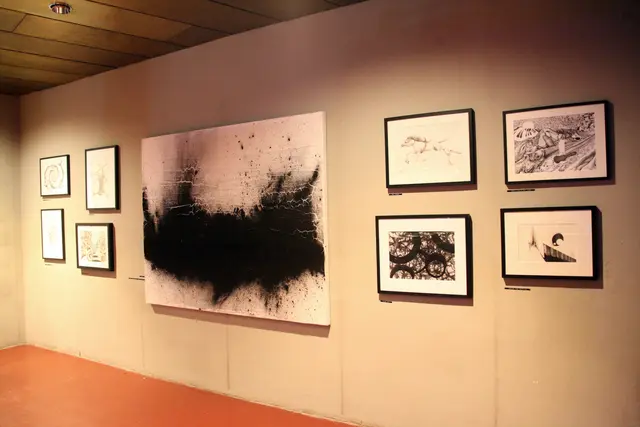 Die Werke von Michael Stacey sind eigenständige Positionen im ehemaligen M-Preis-Lokal und eröffnen einen Blick auf Kunst abseits des Mainstreams.