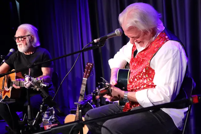 Die Oldies Rudolf Tischler und - zeitgemäß gekleidet - Christian Peyer | Foto: Gerhard Langmann