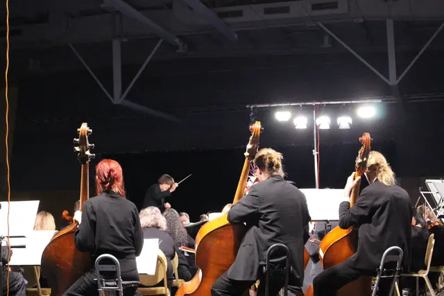 Nach der Pause folgte neben Alexander Borodins „Notturno“ und Joseph Hellmesbergers jun. „Teufelstanz“ die Polonaise aus Nikolai Rimski-Korsakows Oper "Die Nacht vor Weihnachten", basierend auf der Erzählung von Nikolai Gogol. | Foto: Sadiki-Peckary