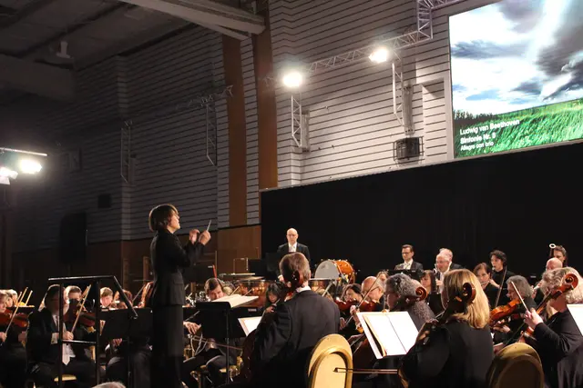 Am Dirigentenpult stand Bettina Schmitt. | Foto: Sadiki-Peckary