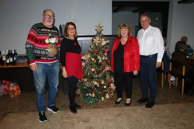 v. li. Josef Steindl, Martha Vilt, Annemarie Kornhofer und Bgm. Harald Neumayer 
