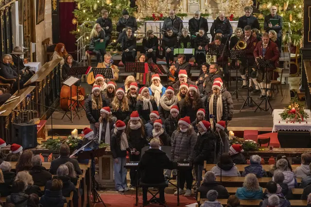 Waldhausener Advent: "Singa &amp; Spün" übertraf alle Erwartungen.  | Foto: Andreas Hofer