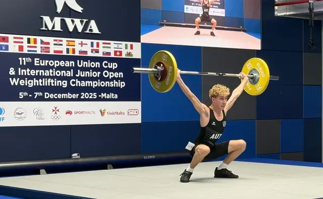 Christoph Huber (STK Breitenfurt) mit 60 kg Reißen.

Foto: Luca Modrey