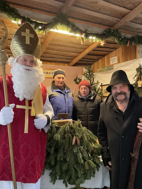 „d´Weihnocht im Woid“ in Pabneukirchen 2025 | Foto: Christa Hochgatterer