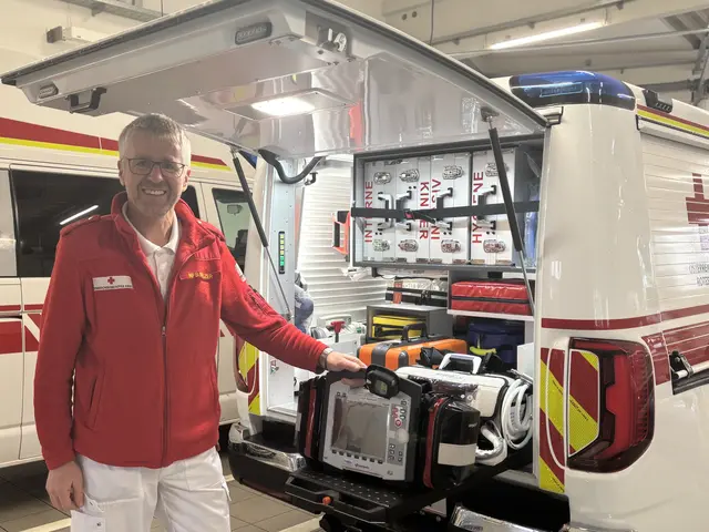 Reinhold Stelzer ist dienstführender Mitarbeiter für den NEF.  | Foto: Karin Bayr