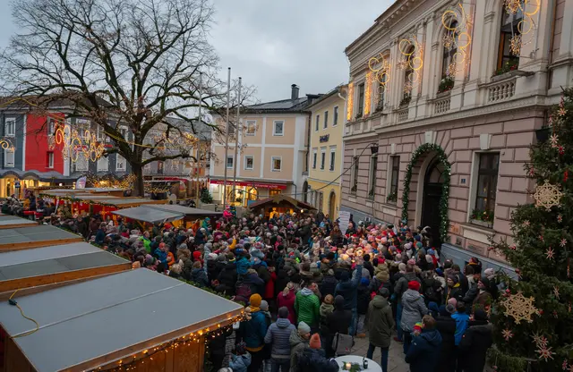 Bestens besucht: der Adventzauber in Kirchdorf an der Krems | Foto: Jack Haijes