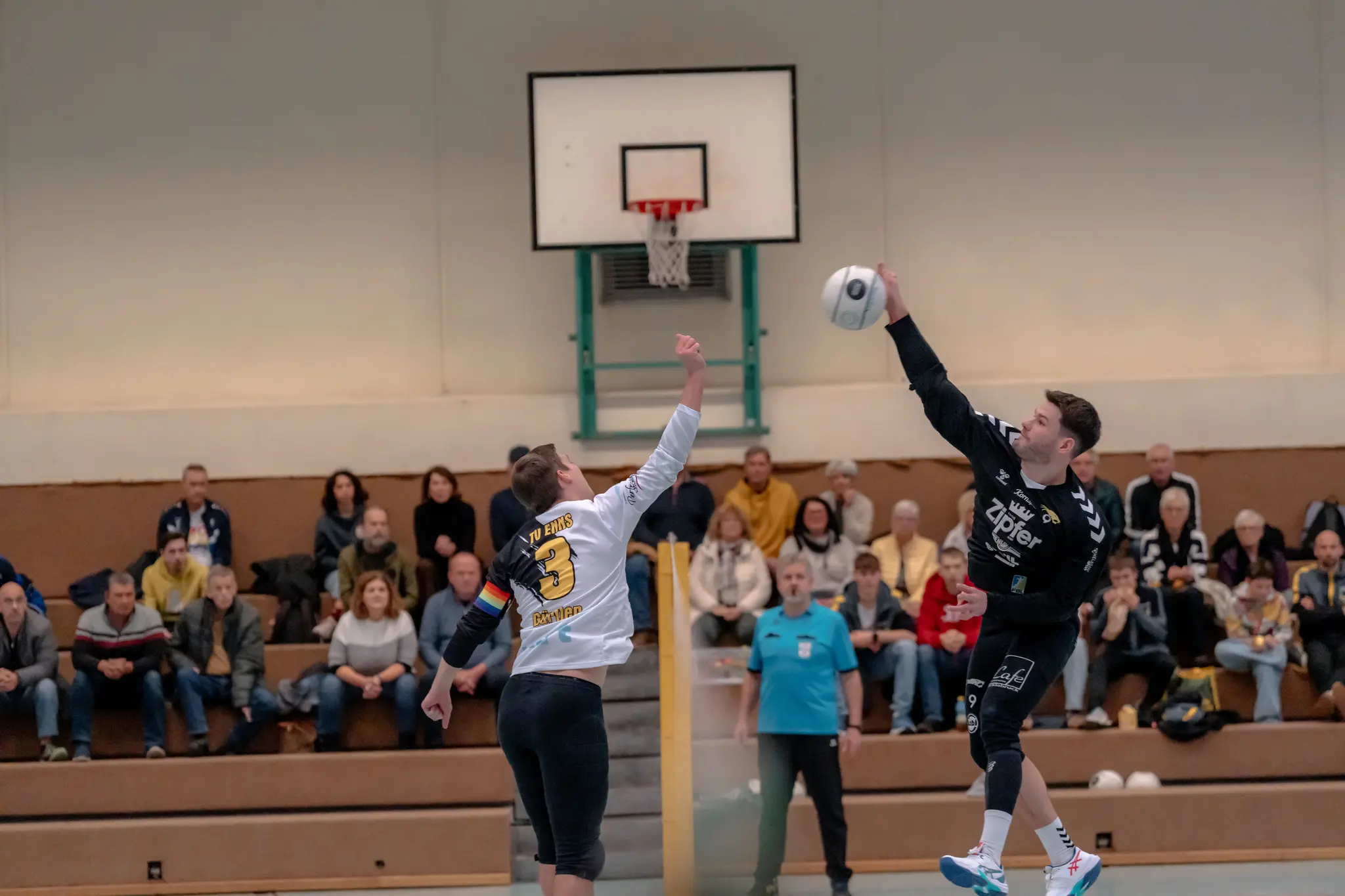 Faustball-Bundesliga: Union Tigers bauen Siegesserie aus - Vöcklabruck