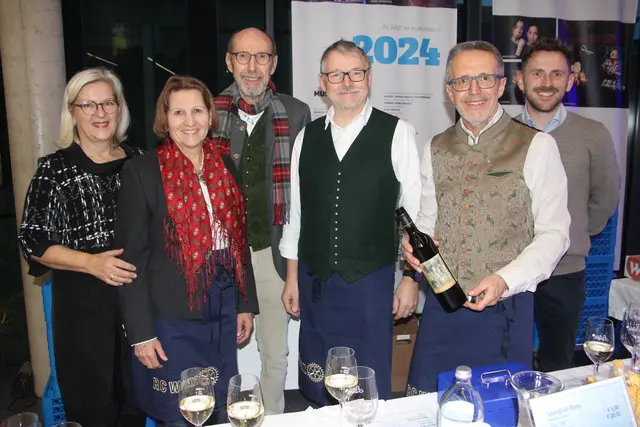Auf Einladung des Rotary Club Weiz musizierten die Edlseer im Kunsthaus Weiz. | Foto: Josef Hofmüller