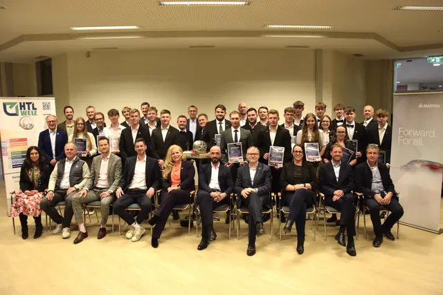 Die Preisträgerinnen und Preisträger vom Magna-Scholarship-Award 2025 | Foto: HTL 