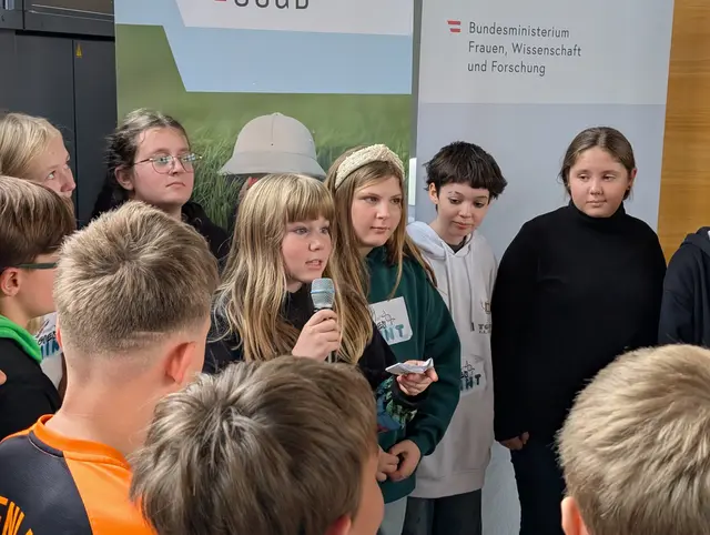 Die Schüler schilderten das Projekt | Foto: Mittelschule Passail