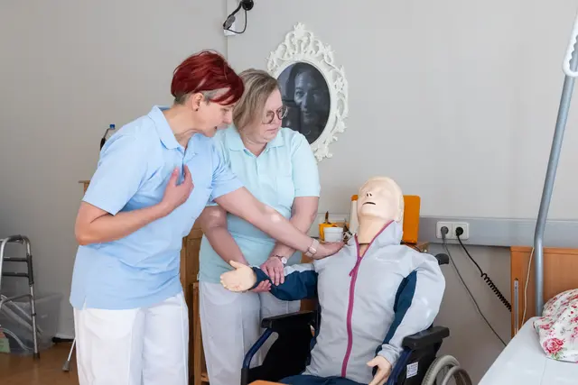 645 Praktikumsplätze, davon 554 im Pflegebereich, gibt es jährlich in den Geriatrischen Gesundheitszentren der Stadt Graz. | Foto: Konstantinov