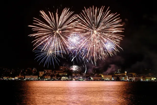 Das alte Jahr mit (k)einem Knall verabschieden und gute Vorsätze für 2026 fassen. | Foto: Wolfgang Spitzbart (Archivfoto)