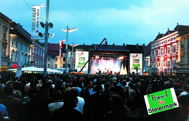 Das Konzert der "Band für Steiermark" 1987 auf dem Hauptplatz von Leoben | Foto: Band für Steiermark