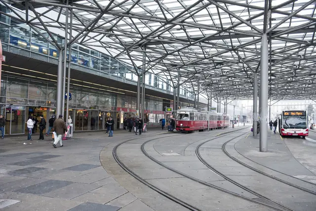 Auch der Praterstern kann von den Einschränkungen durch die Demo betroffen sein. (Archiv) | Foto: Andreas Edler