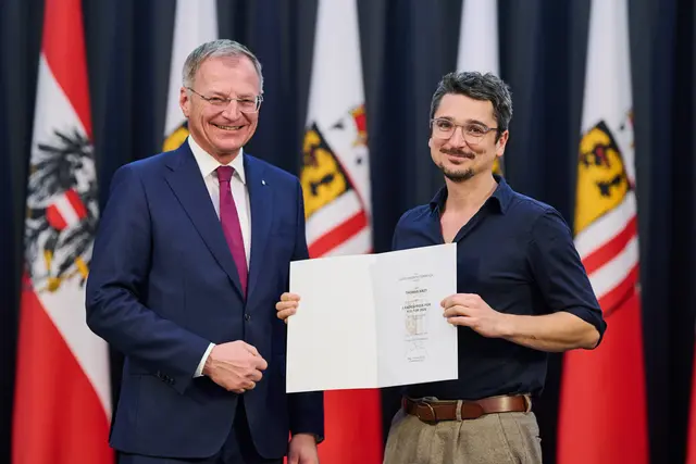 Thomas Arzt mit Landeshauptmann Thomas Stelzer. | Foto: Peter Mayr