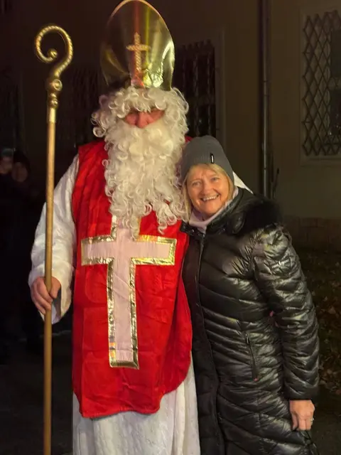 Der Nikolaus, Flugfeldgemeinderätin Elisabeth Wallner  | Foto: SPWN