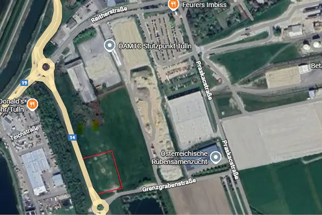 Hier (im roten Rechteckt) könnte sich die McDonald's Filiale ansiedeln. | Foto: Google/SG Tulln