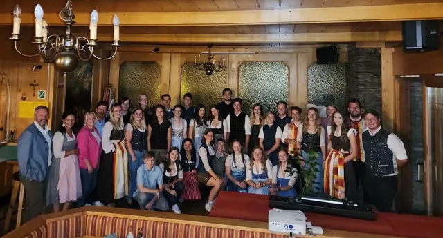 Nachdem es in der Gemeinde St. Kanzian aus der Sicht vieler junger Mitglieder zu wenig für die Jugend gegeben hatte, entschloss man sich mit 13. September offiziell die Landjugend St. Kanzian am Klopeiner See zu gründen. | Foto: Privat